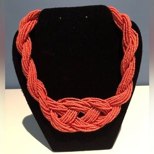 Beautiful necklace 18+ in plus 2+in extender